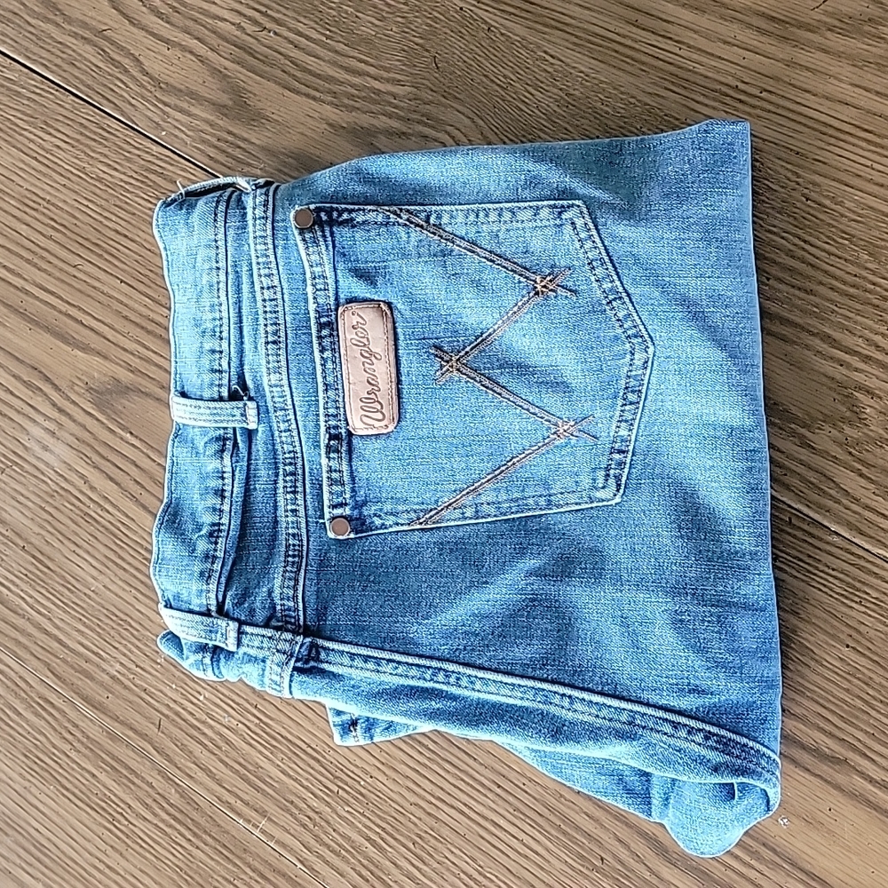 Wrangler Slim Boot Cut